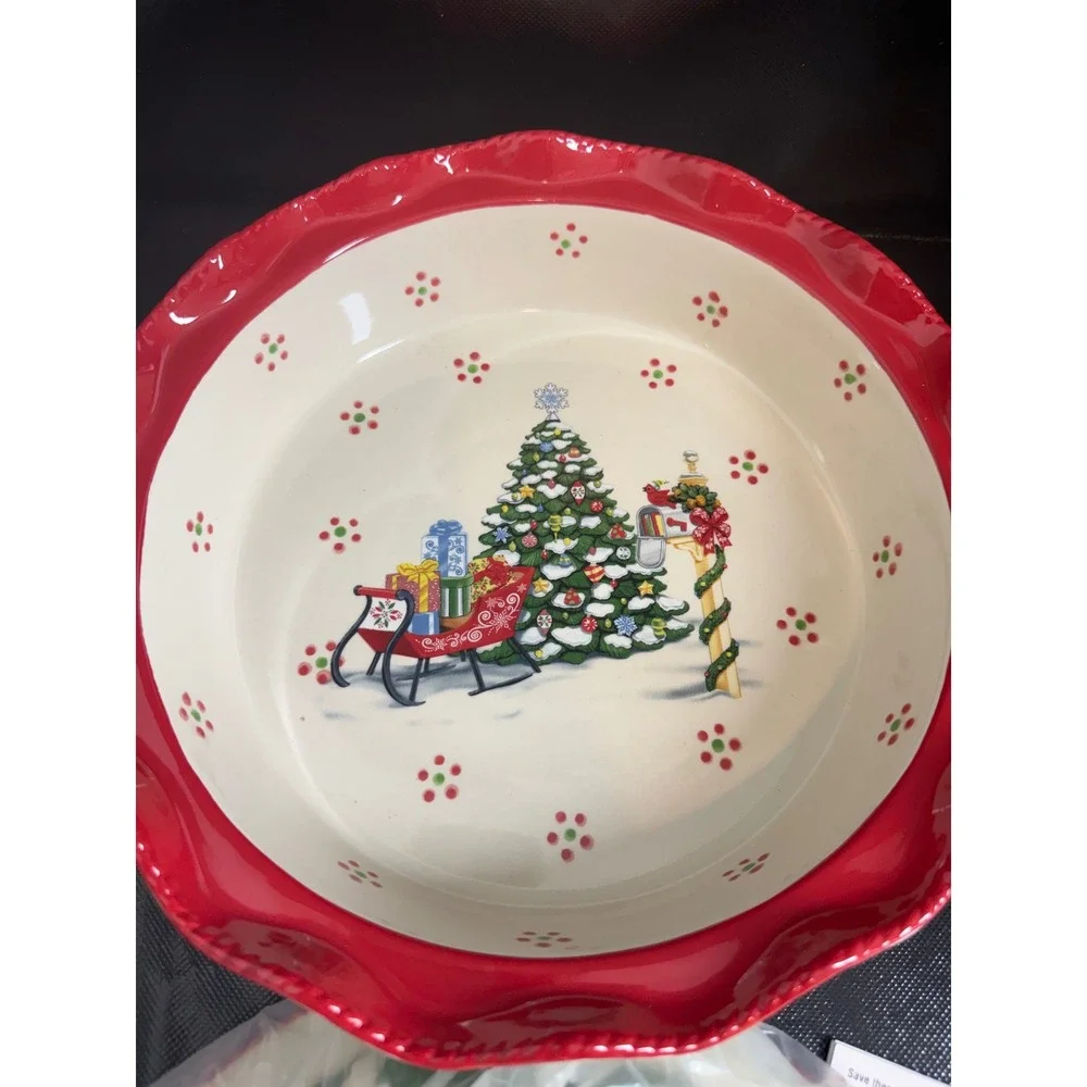 Temp-tations Figural Christmas Pie Dish with Wreath Lid Red Ceramic BakerPPP-HLD